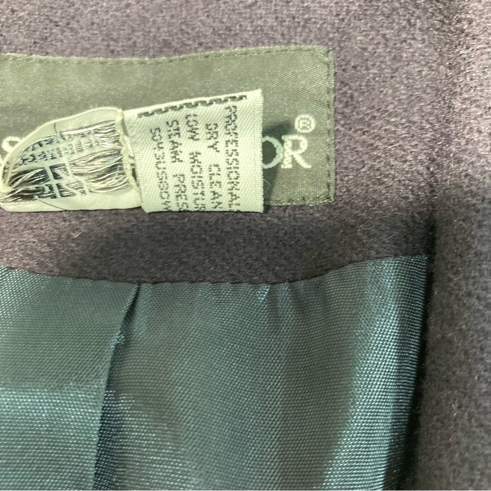 ✨ Vintage Sag Harbor Wool Blazer – Classic 80s Power Piece ✨ - Picture 13 of 15